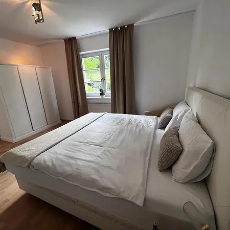 Сasa de vacaciones House Bei Baden *