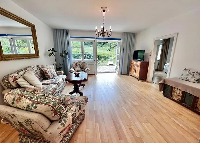 Сasa de vacaciones House Bei Baden Siegenfeld